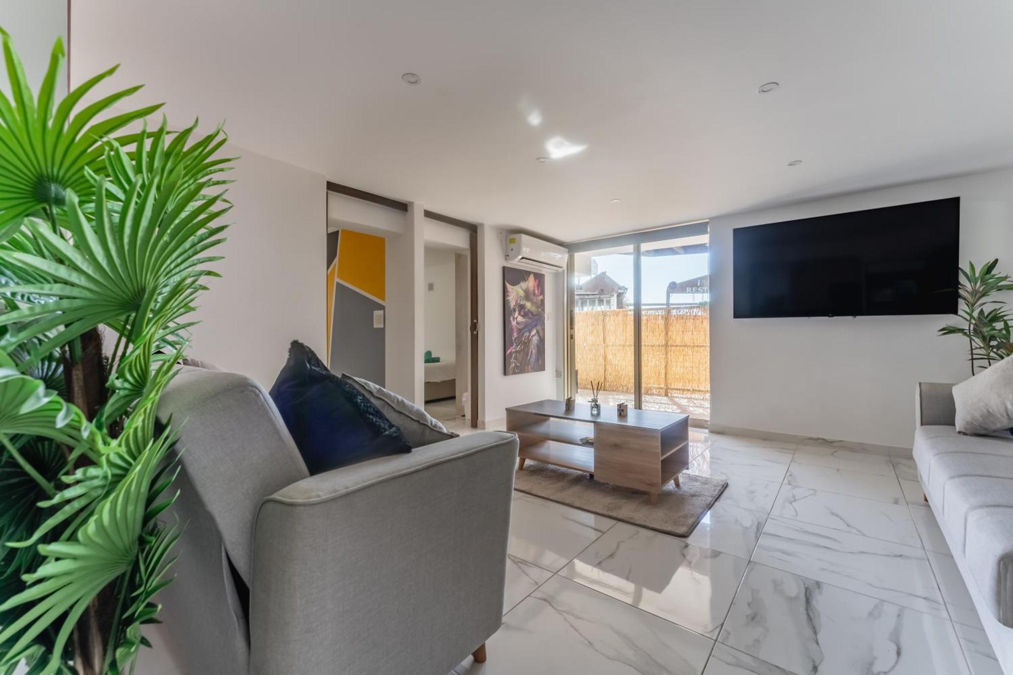 Sant Central Deluxe Apartments Ayia Napa Exteriér fotografie